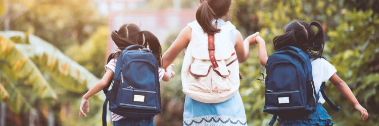 Fishkill NY Chiropractor Discusses Proper Child Backpacks